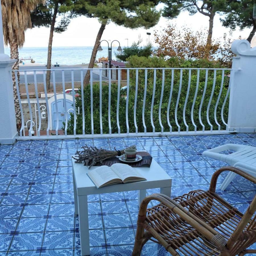 Villa Del Melograno ปัตตี ภายนอก รูปภาพ